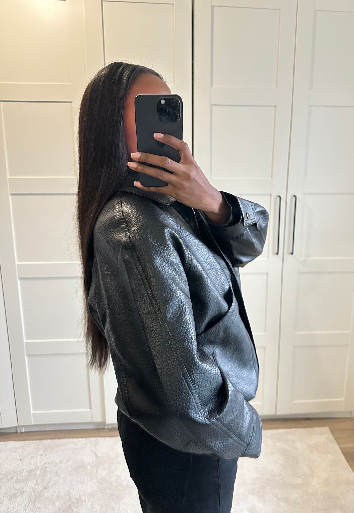 A.Veste en similicuir