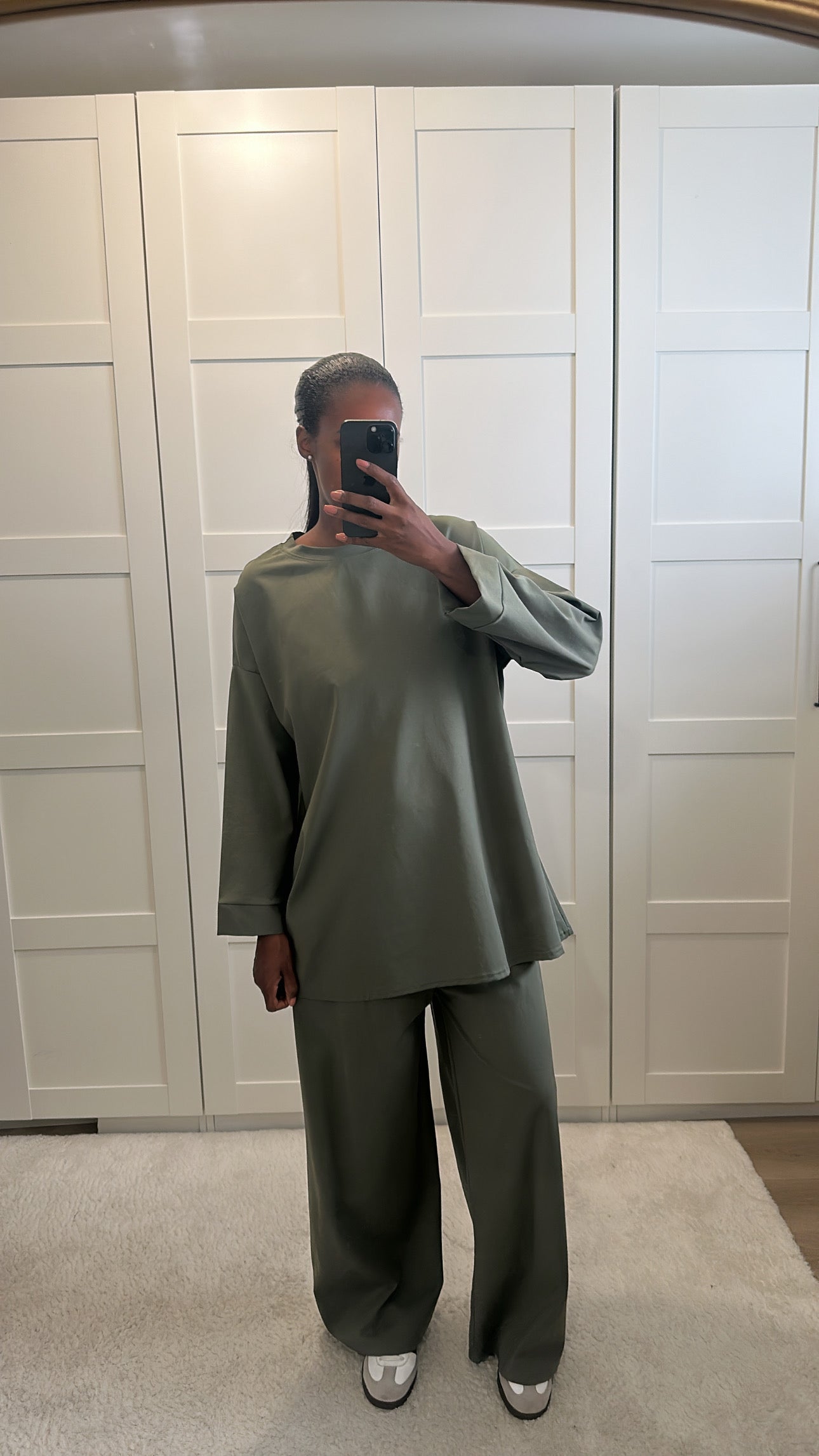 Ensemble jogging Kaki